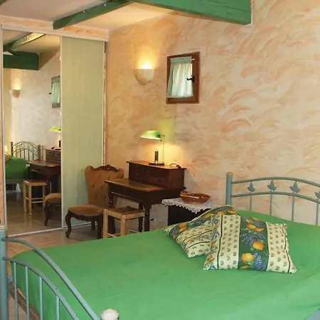 Stunning In Du Gard Holiday home Rochefort-du-Gard