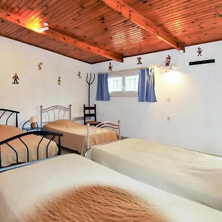 Stunning In Du Gard Holiday home Rochefort-du-Gard